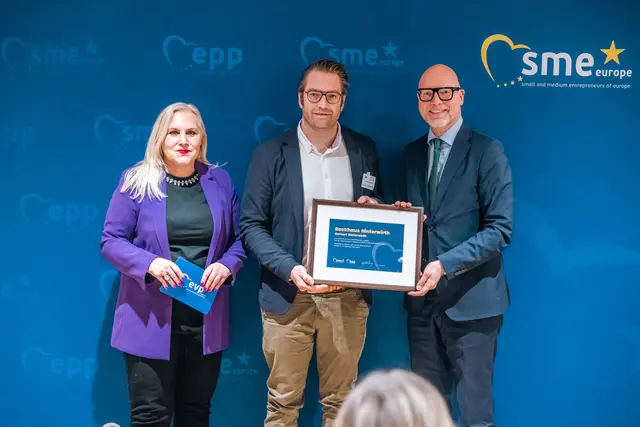 Angelika Winzig, Gerhart Hinterwirth und Jörgen Waborn (Präsident sme europe). | Foto: sme europe