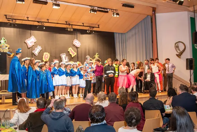 Die Faschingsgilde im Lesachtal freute sich über den gelungen Abend | Foto: Hans Guggenberger