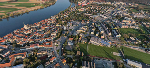 Die Machbarkeitsstudie zum Schulzentrum Ybbs bildet die Grundlage für weitere Entscheidungen zum künftigen Schulstandort. | Foto: PLOV