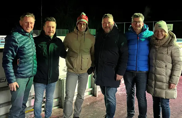 Bürgermeister Thomas Freylinger, Franz Brandner, WB-Bezirksgeschäftsführer Federico Weidler, Andreas Schnaitmann, Gollings Vizebgm. Stephan Loidl und TVB Kuchl Geschäftsführerin Monika Kohlreiter.  | Foto: WB Salzburg
