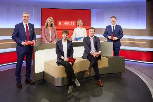 Das Moderationsteam von "Kärnten heute" (v.l.n.r.): CR Bernhard Bieche, Sonja Kleindienst, Barbara Frank, Angela Ellersdorfer-Truntschnig, Hannes Orasche und Bernd Radler.
 | Foto: Johannes Puch