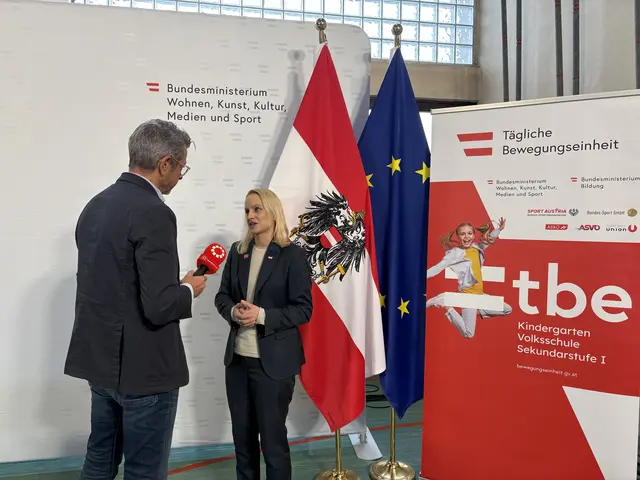 Staatssekretärin Michaela Schmidt im Gespräch mit MeinBezirk Salzburg | Foto: MeinBezirk 