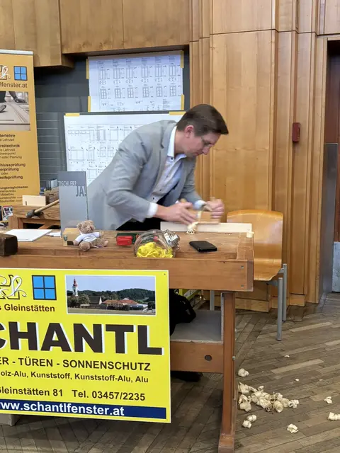 Über eine Tischlerlehre führte die Berufskarriere von NAbg. Joachim Schnabel in die Politik. | Foto: Killmann