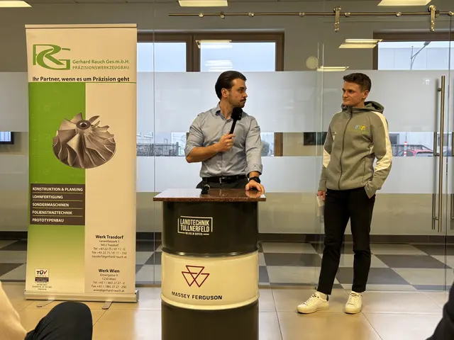 Bei der Pressekonferenz bei der Gerhard Rauch GmbH. | Foto: Victoria Edlinger