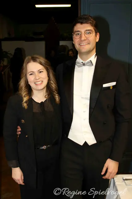 Violinistin Kamila Martha und Dirigent Črt Lasbaher freuten sich über viel Applaus vom Publikum.