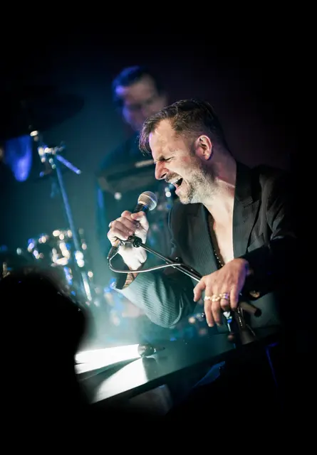 Philipp Hochmair ist jede Jahr aufs Neue mit großer Freude und vollem Einsatz im Greith-Haus zu Gast. | Foto: Ulrike Rauch