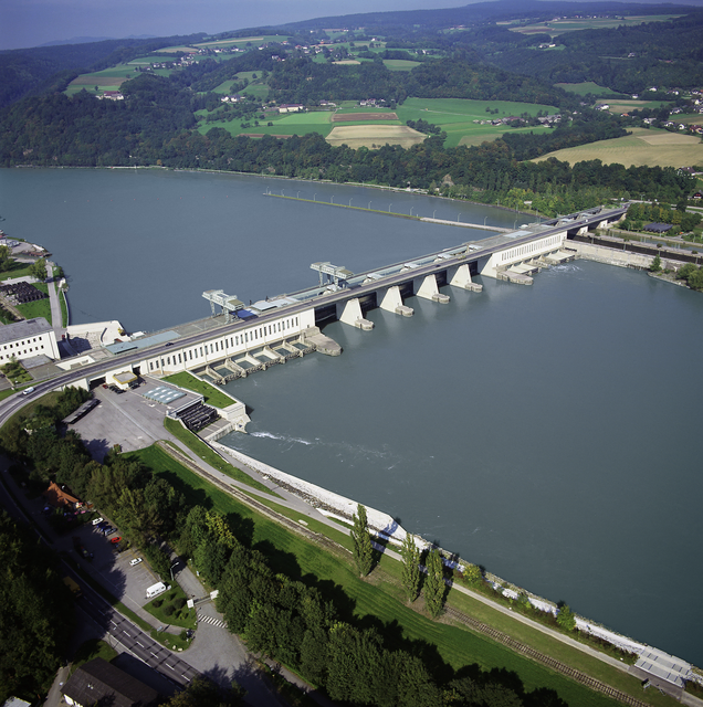 Seit den 1950er-Jahren liefert das Laufwasserkraftwerk Energie für tausende Haushalte. | Foto: VERBUND