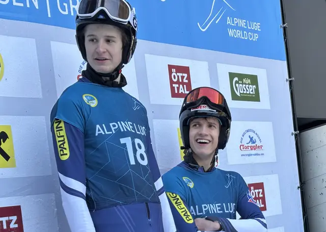 Simon Saurer (links) holte Bronze. Paolo Auer landete auf seiner Heimbahn auf Rang fünf. | Foto: Team Grantau