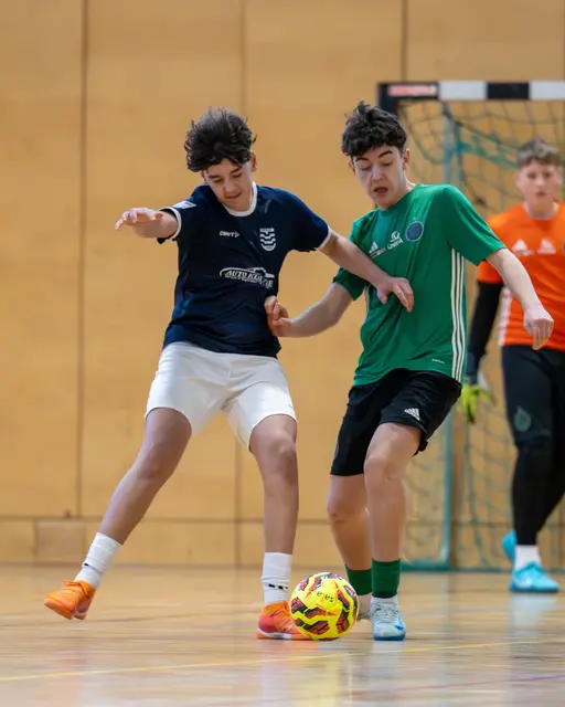 U15: Landeck, SPG Unterland, Kufstein, SPG Westliches Mittelgebirge, FC Wacker Innsbruck und Rum duellieren sich im Landessportcenter.  | Foto: TFV / Daniel Schönherr