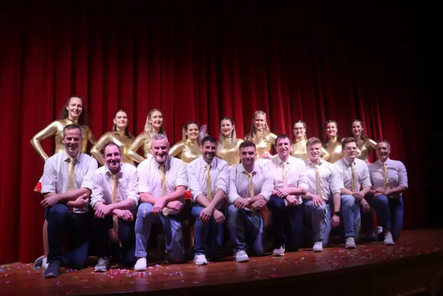 Dass die Chemie innerhalb der Gilde stimmt, übertrug sich direkt auf die Bühne. Kreativität und Freude am Brauchtum standen im Vordergrund und sorgten für die gewohnt gute Atmosphäre. | Foto: Alejandra Ortiz