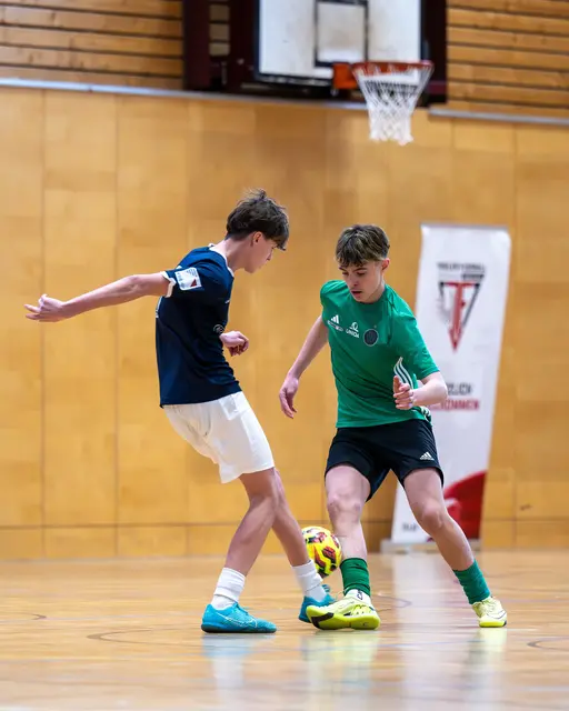 U15: Landeck, SPG Unterland, Kufstein, SPG Westliches Mittelgebirge, FC Wacker Innsbruck und Rum duellieren sich im Landessportcenter.  | Foto: TFV / Daniel Schönherr