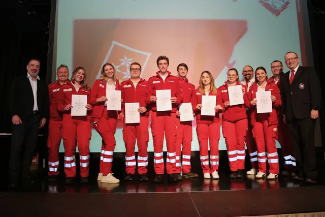 Drei Jahren an Bord und wichtige Stützen: Die neuen "Oberhelfer" bei RK St. Georgen. | Foto: RK St. Georgen/G. Eckhart Herbe