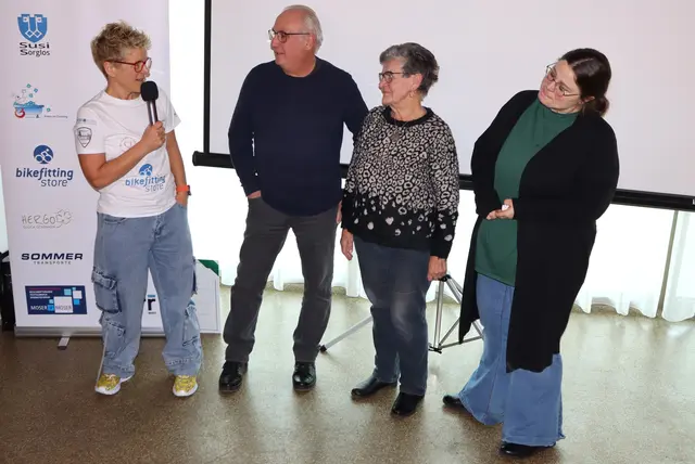 Als Team unschlagbar: Claudia Müller, Ehemann Günter, Mama Sigrid Kurej und Andrea Knoll-Nechutny | Foto: Gerhard Langmann