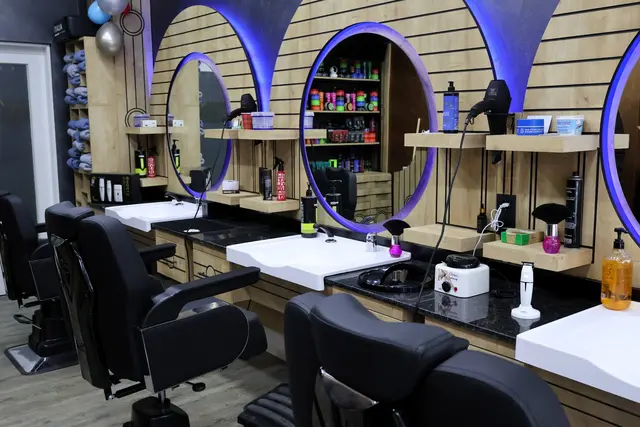 Der neue Herrenfriseursalon "GO West" wurde am Bärnbacher Hauptplatz eröffnet. | Foto: Stadtgemeinde Bärnbach