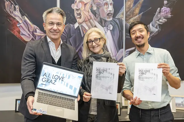 Verpassen kleinen Betrieben einen Innovations-Push: Wirtschaftsstadtrat Kurt Hohensinner, Andrea Keimel (Leiterin Wirtschaftsabteilung der Stadt Graz) und Dong Xiaoao (Wirtschaftsabteilung) | Foto: Fischer/Stadt Graz