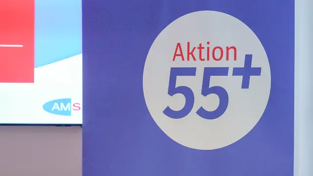 Mit der Aktion 55+ soll speziell älteren Arbeitssuchenden bei der Jobsuche unter die Arme gegriffen werden.  | Foto: Andreas Pölzl/MeinBezirk