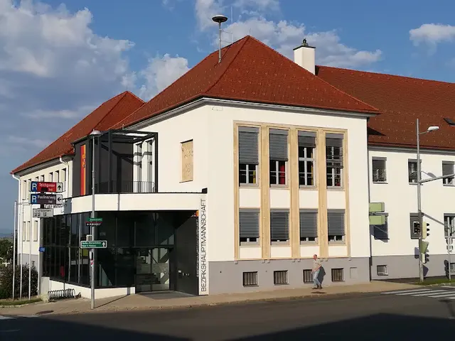 Die Bezirkshauptmannschaft Neusiedl am See wird zur Schwerpunkt-Behörde für Verwaltungsstrafverfahren nach dem Kraftfahrgesetz (KFG).  | Foto: Bezirkshauptmannschaft Neusiedl am See