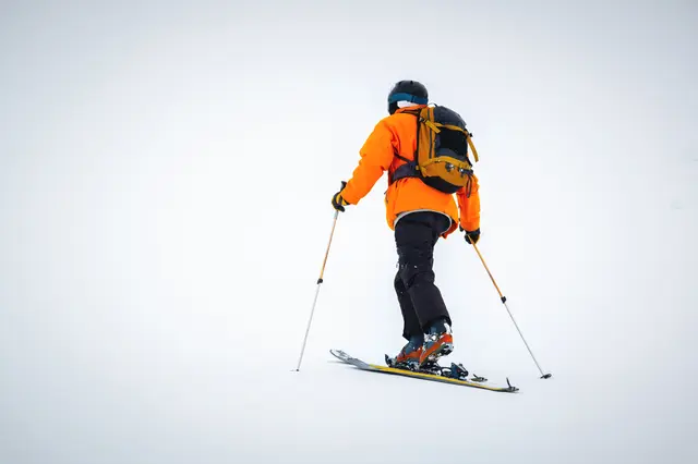 Im Bereich des Ködnitzkees am Großglockner kam eine 18-jährige Skitourengeherin zu Sturz und musste mit dem Notarzthubschrauber geborgen werden. | Foto: smarterpix (Symbolbild)
