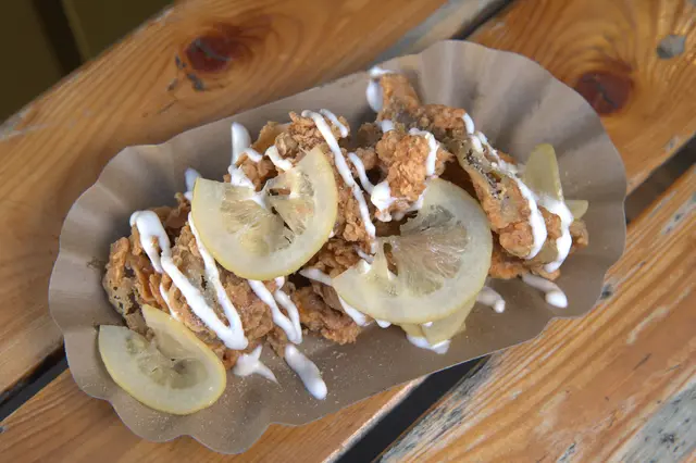 Seit Jänner gibt es fleischlose Alternativen bei "Wiener Würtselstand". | Foto: Christian Joainig