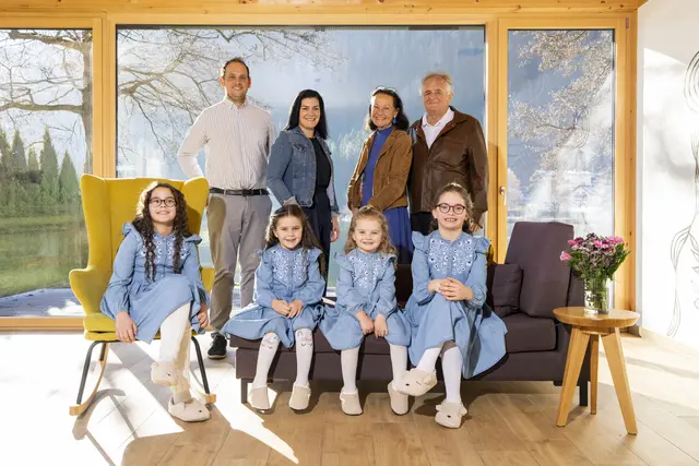 "Wir entscheiden alle Umbauten so, wie wir auch selbst Urlaub machen würden," fasst Familie Palle zusammen. | Foto: Gert Perauer
