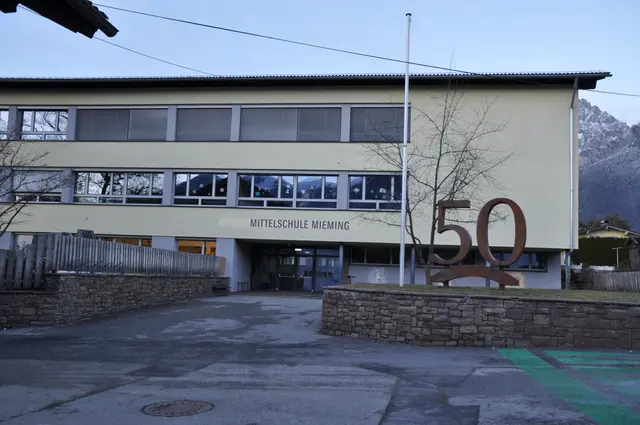 Der geplante Um- und Zubau der Mittelschule Mieming wird heuer noch gestartet werden.. | Foto: Archiv/Dorn