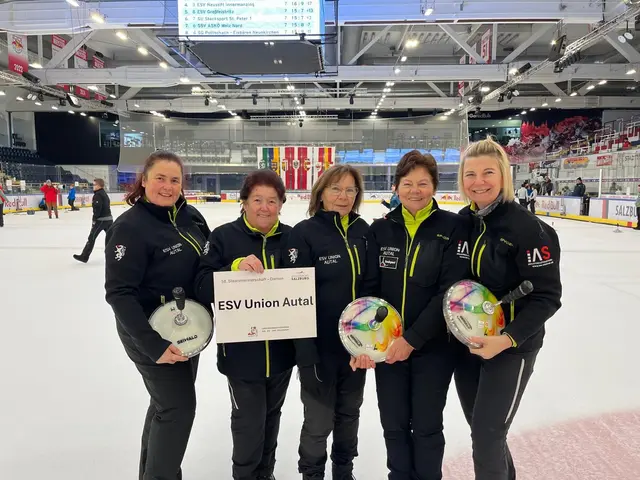 Die erfolgreichen Damen des ESV Autal erreichten den stolzen elften Rang in der Staatsmeisterschaft und spielen auch 2027 in der höchsten Spielklasse. | Foto: ESV