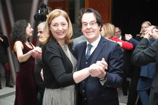 Tanzfreude: Caritas-Direktorin Nora Tödtling-Musenbichler und Saubermacher-Chef Hans Roth | Foto: Caritas