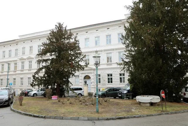 So sieht der Hafnerplatz zurzeit aus. | Foto: Stadt Krems