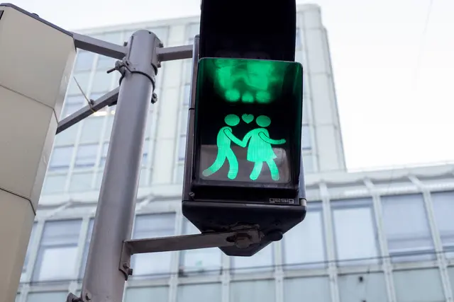 In ganz Wien gibt es nicht nur am Valentinstag einiges für Verliebte zu entdecken. (Symbolbild) | Foto: APA-Images / Tobias Steinmaurer