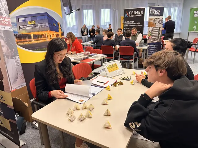 Firma Licht Loidl aus Lafnitz präsentierte sich ebenso  | Foto: Lisa Stöckl