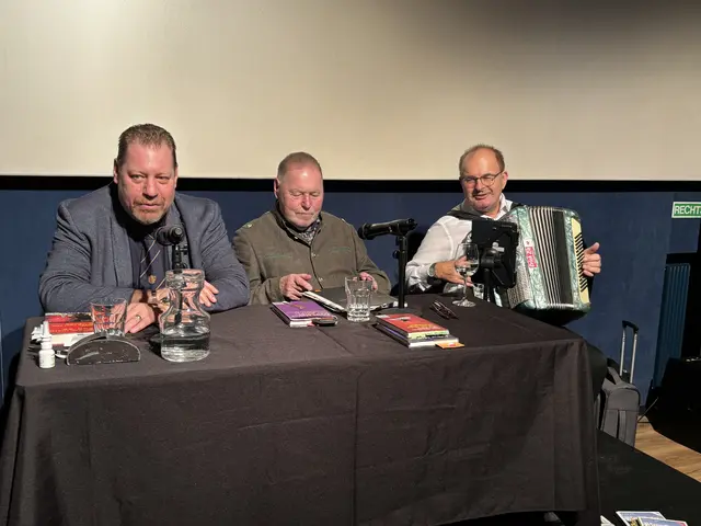 Bernhard und Julius Müller und Erich Zib. | Foto: Zezula