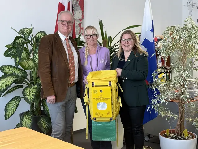 Bürgermeister der Stadt Freistadt Christian Gratzl, Clean4tler Obfrau Christina Gattermaier-Humer und Umweltstadträtin der Stadt Schärding Bianca Scharnböck 