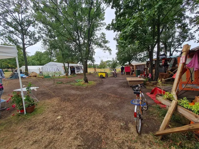 Ein Protestcamp in der Nähe der Baustelle 2022. (Archiv) | Foto: zVg