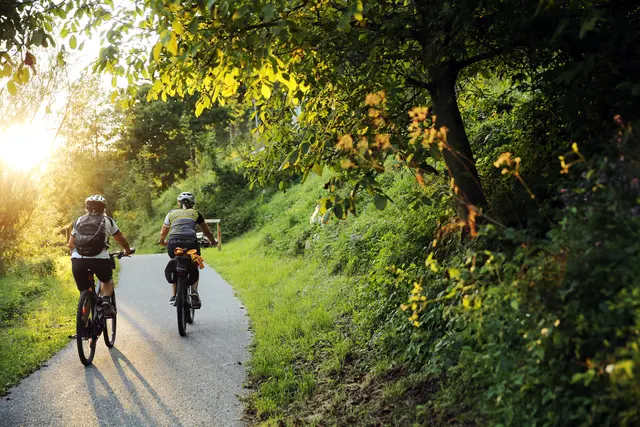 Radfahren entlang der Erlauf | Foto: Mostviertel Tourismus, weinfranz.at