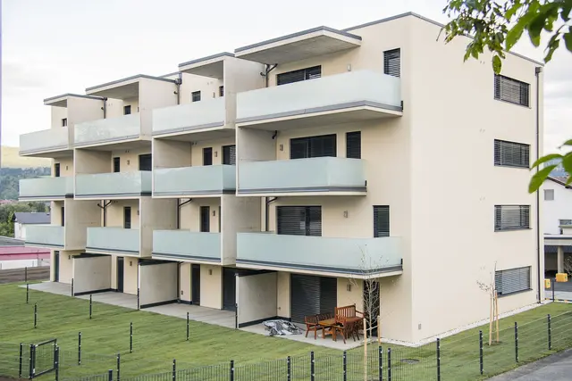 Wohnanlage im Süd-Osten (Almweg) der Bezirkshauptstadt Feldkirchens. Errichtet wurden 16 Wohnungen auf vier Geschoßen. | Foto: KWG