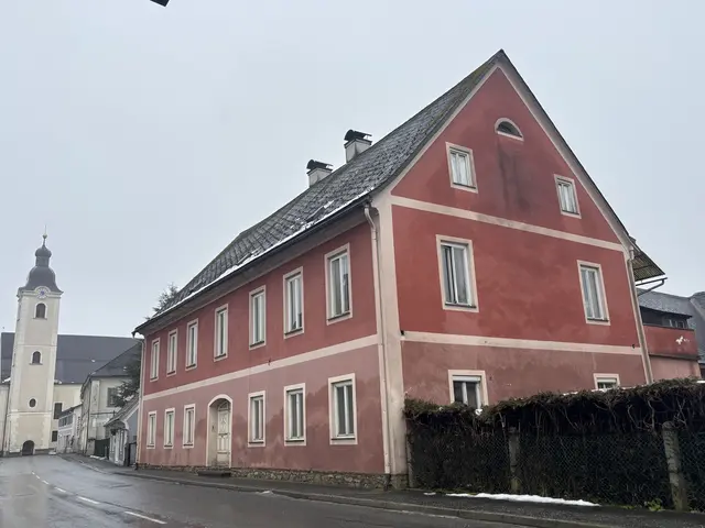 Im Rahmen einer umfassenden Sanierung de "Eckrieder-Hauses" schafft die Marktgemeinde Arnfels wertvollen Wohnraum. | Foto: MeinBezirk/Waltraud Fischer