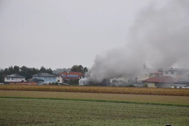 Die Rauchwolke nach der Gasexplosion in Aspersdorf war von weitem zu sehen. | Foto: Alexandra Goll