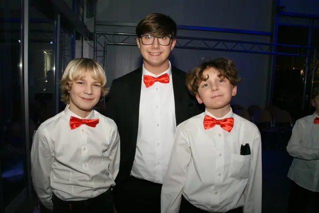 Nach dem Konzert -entspannte junge Musiker. | Foto: Anna Maria Kaufmann