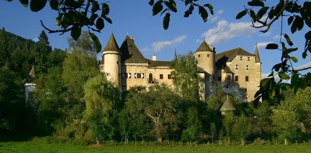 Das malerische Schloss Frauenstein befindet sich in Privatbesitz - es ist das Wahrzeichen der Gemeinde.  | Foto: Gemeinde Frauenstein