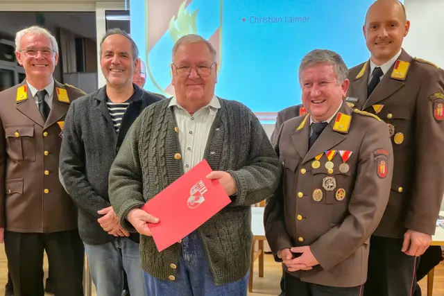 Langjährige Mitglieder wurden geehrt. | Foto: FF Bad Goisern