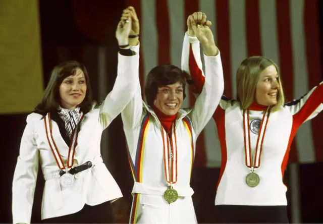 Siegerehrung Abfahrt der Damen. Von links Silbermedaille für Brigitte Totschnig (AUT) - Goldmedaille für Rosi Mittermaier (BRD) - Bronzemedaille für Cindy Nelson (CAN)

 | Foto: APA-Images / brandstaetter images / Votava