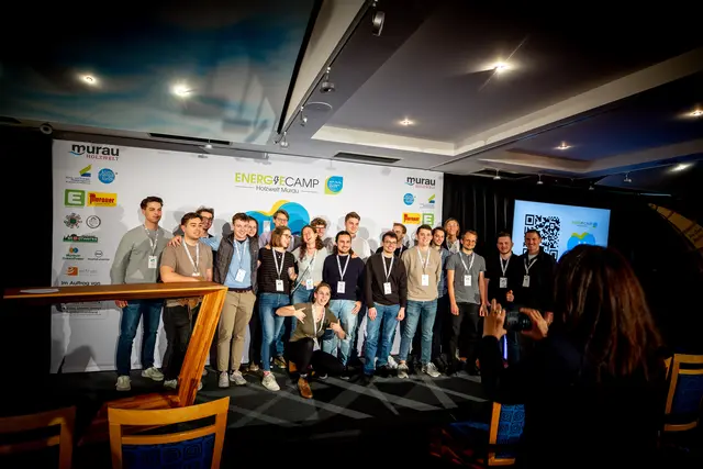 Schüler, Studenten und Lehrlinge sind zum Sondertarif dabei. | Foto: Holzwelt/Tom Lamm