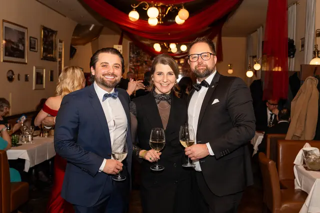 Beim Ball herrschte sichtlich gute Stimmung.  | Foto: &Social