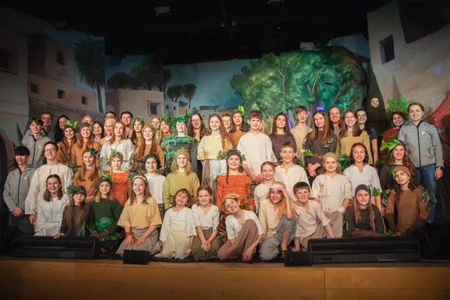 Die Darsteller und Mitwirkenden des Musicals "Zachäus" durften sich über eine gelungene Vorstellung und viele Besucher freuen. | Foto: Kisi Kids