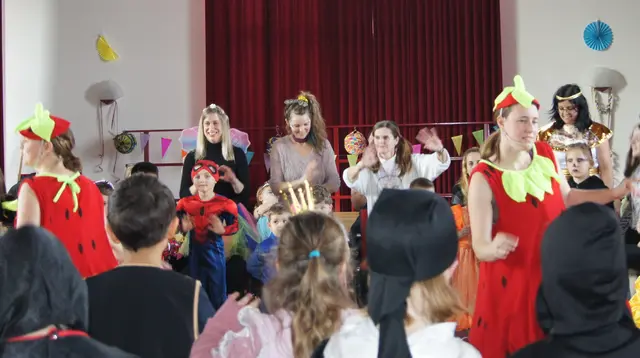 Am 14. Februar geht es bunt und lustig zu im Kultursaal  Schlüßlberg. 

 | Foto: SPÖ Schlüßlberg