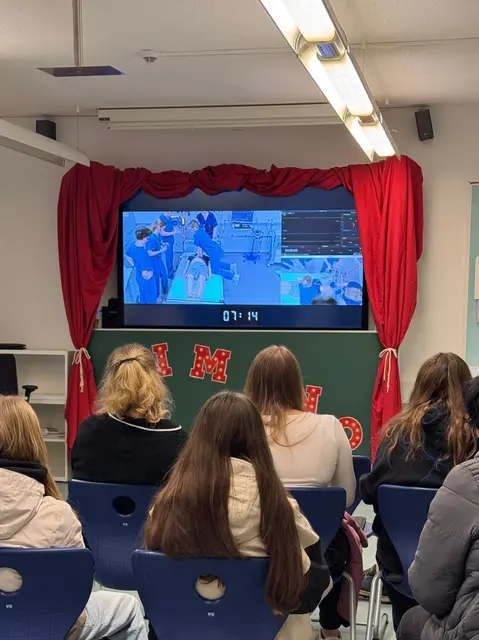 Im CPR-Rennen-Raum konnten Wiederbelebungsmaßnahmen spielerisch trainiert werden.