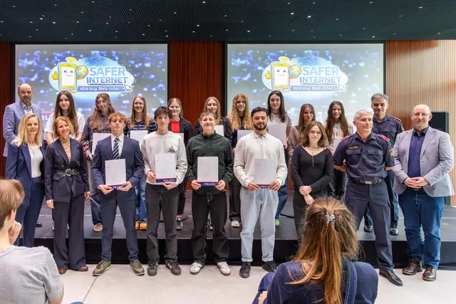 „Safer Internet“: ein Projekt der  Landespolizeidirektion Tirol (Landeskriminalamt, Bereich Kriminalprävention) mit Tirols Schulen | Foto: LPD Tirol/ Stephan Huter