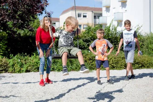 Gemeinsame Unternehmungen, Gespräche und emotionale Nähe wirken dabei wie ein natürliches Trainingsprogramm für Geist und Körper und können dem altersbedingten Abbau entgegenwirken. | Foto: b52.at