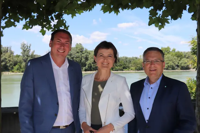Die Schärdinger ÖVP-Abgeordneten Florian Grünberger, Barbara Tausch und August Wöginger (v. l.). | Foto: Ebner