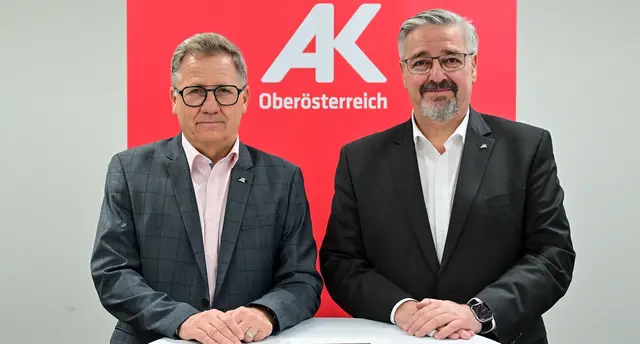 Arbeiterkammer-Duo (von links): Klaus Riegler (Bezirksstellenleiter Freistadt), Andreas Stangl (Präsident Oberösterreich). | Foto: AK/Wolfgang Spitzbart